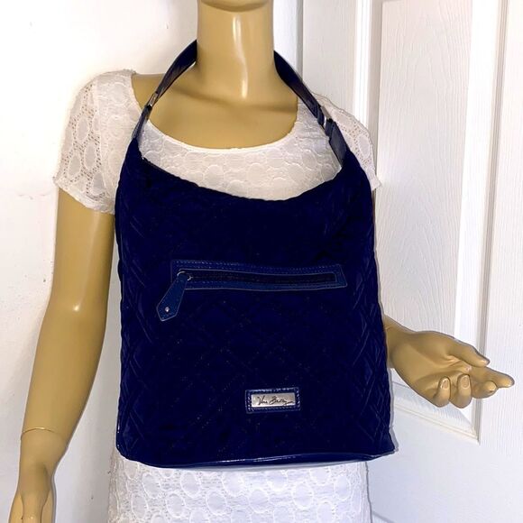 New Vera Bradley Navy Shoulder Bucket - Picture 1 of 6